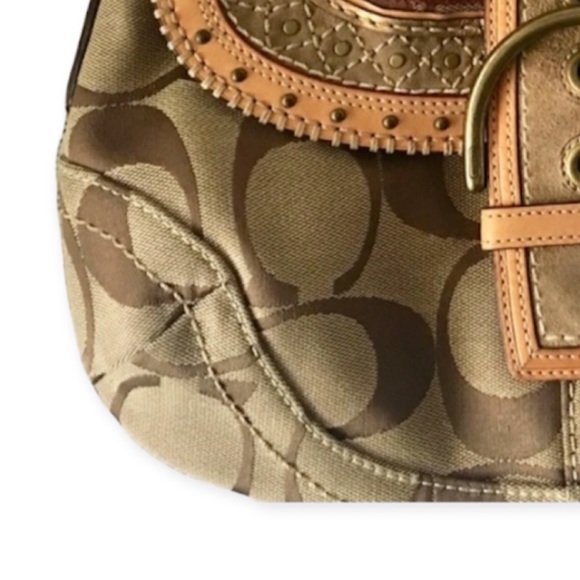 Coach handbag purse in signature C - Picture 3 of 10